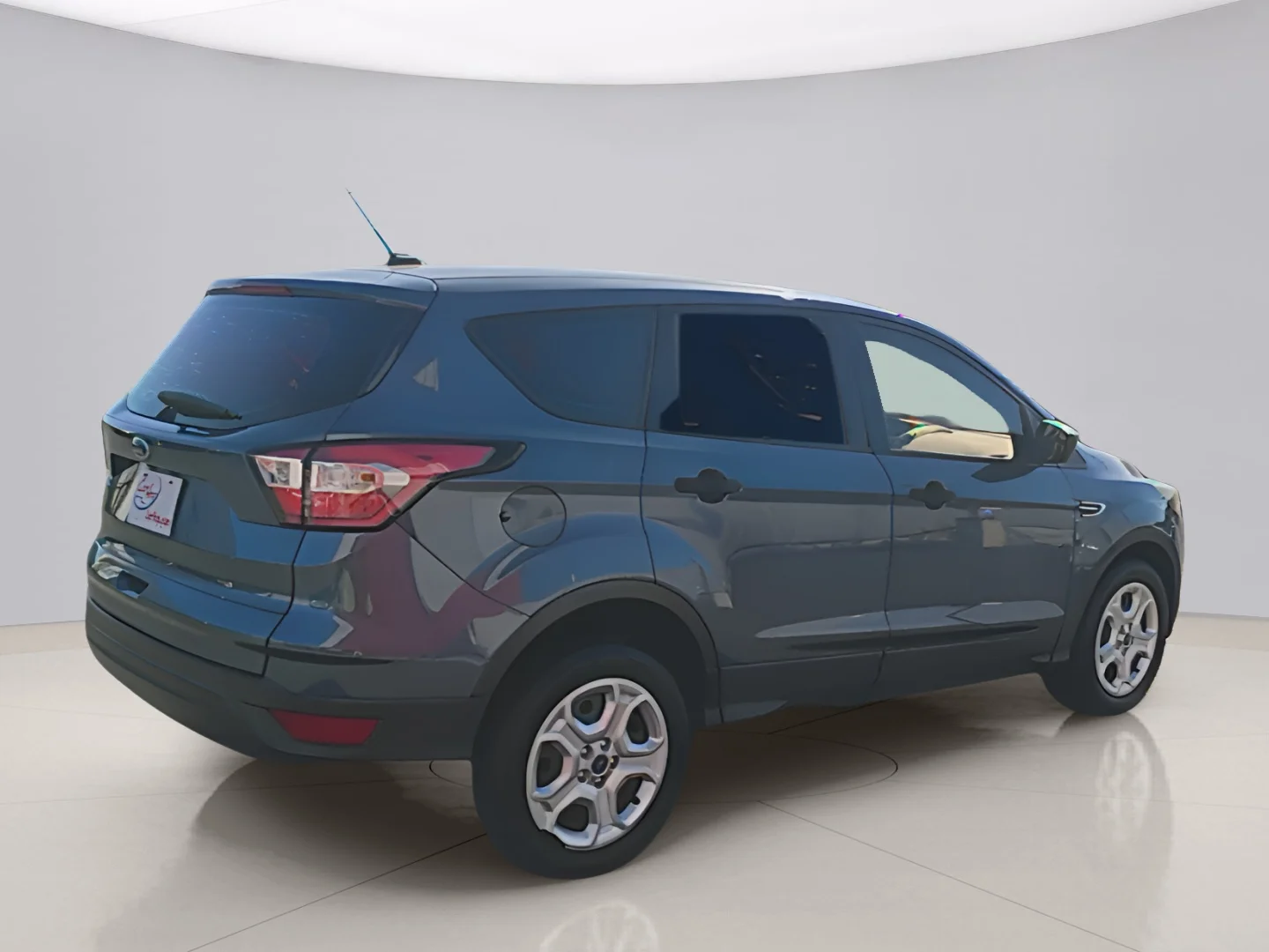 Used 2018 Blue Ford S FWD image 5