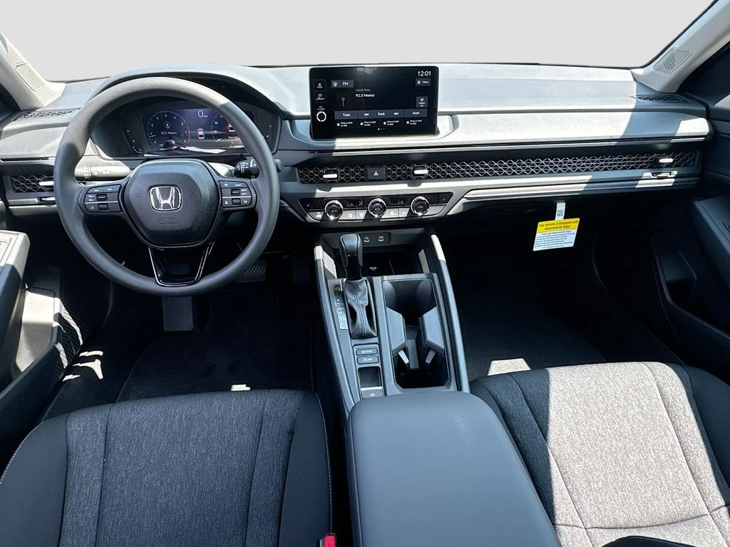 New 2026 Urban Gray Pearl Honda SE image 9