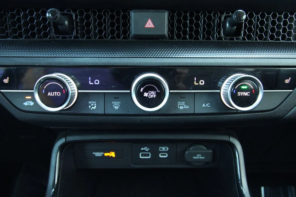 Used 2025  Honda EX image 28