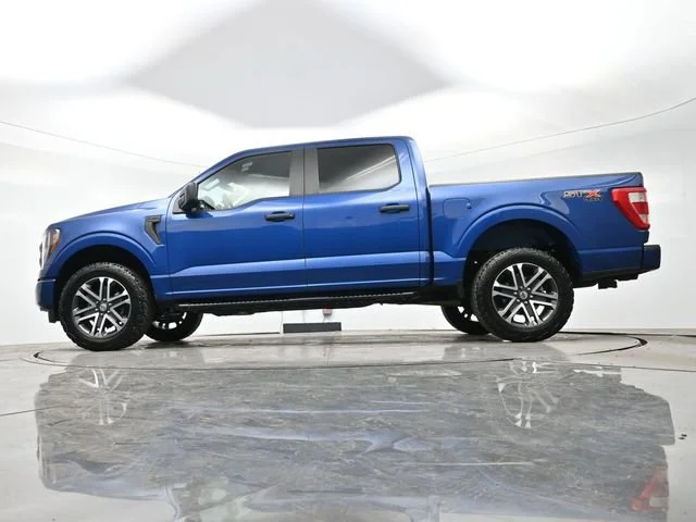 Used 2023 Atlas Blue Metallic Ford XL image 22