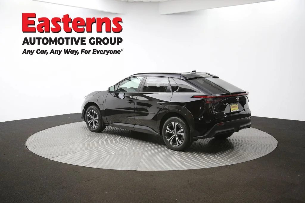 Used 2023 Black Toyota XLE image 60