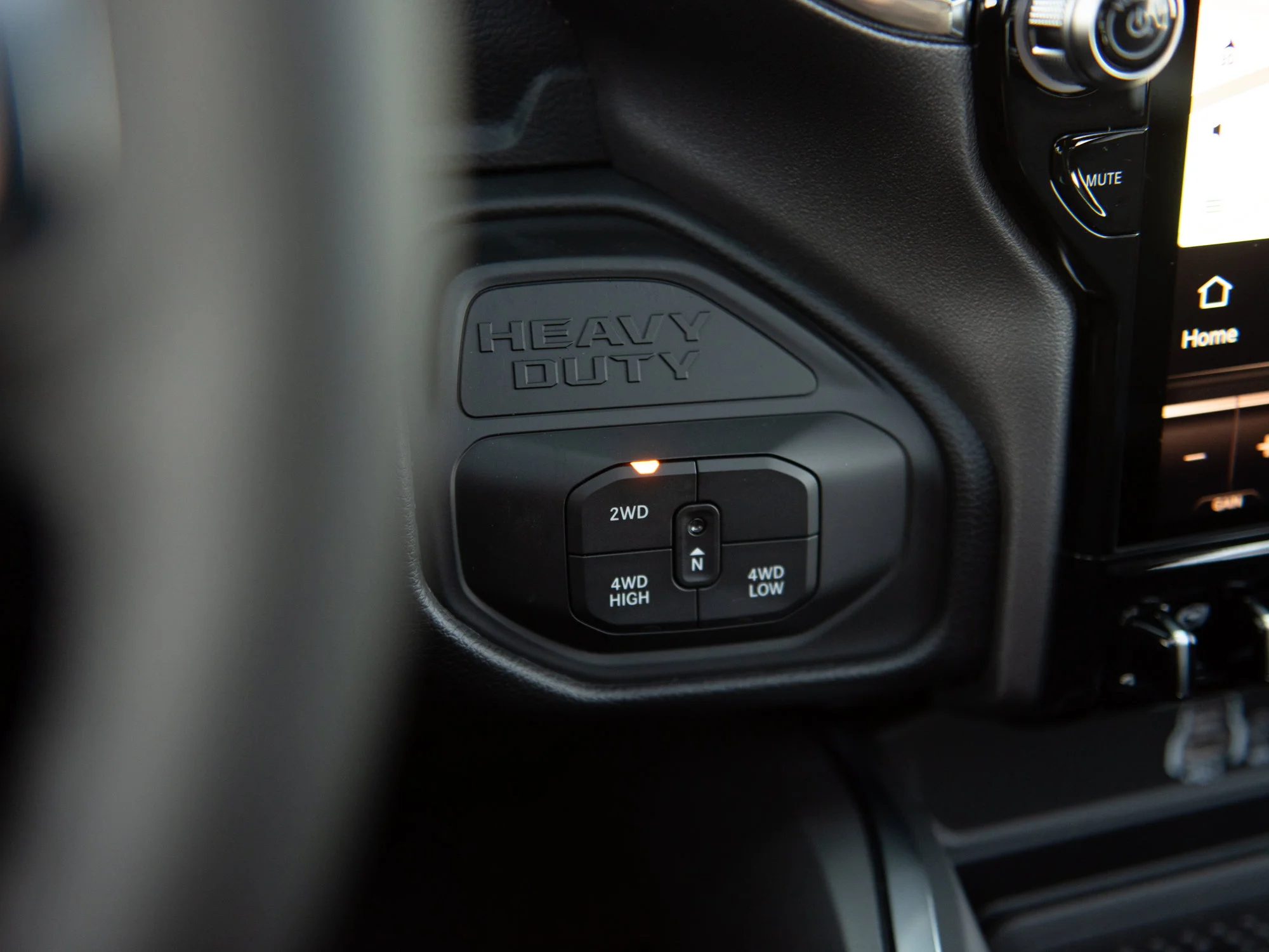 New 2027 Blue RAM Laramie* Mega Cab 4x4, Sunroof, Pwr Running Boards, Harman/Kardon image 19