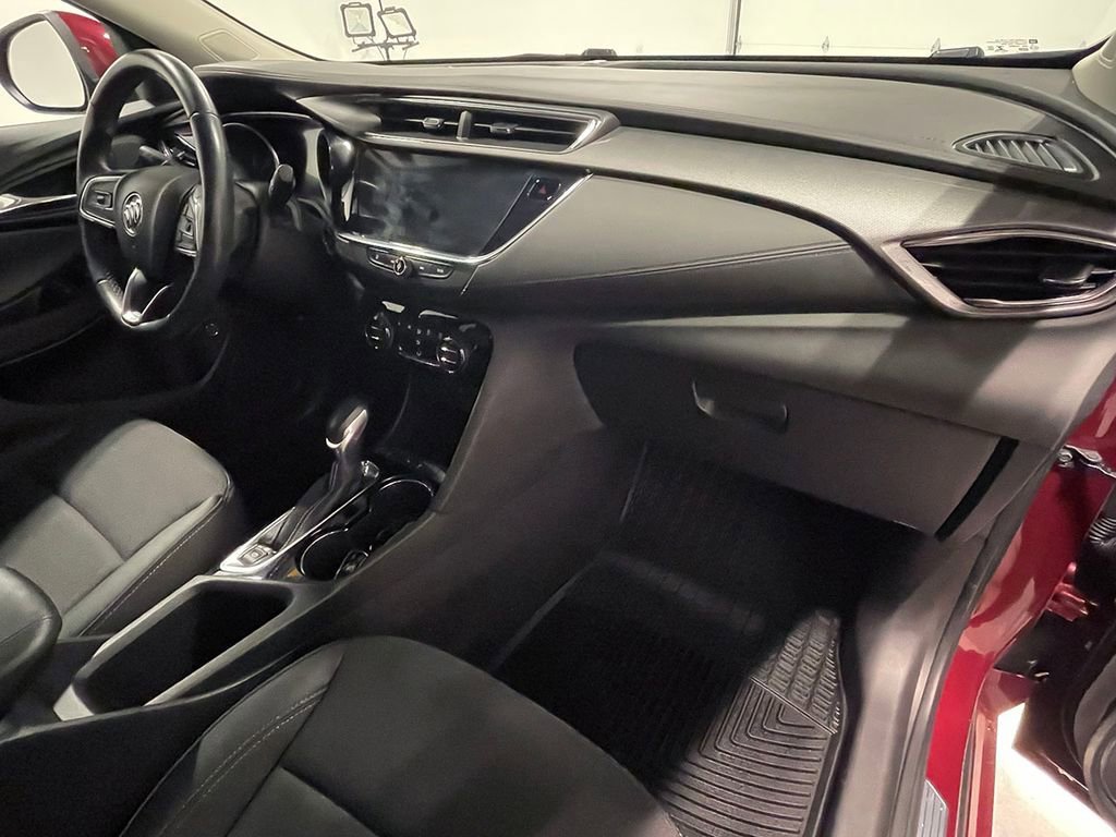 Used 2023 Cinnabar Metallic Buick Select image 27