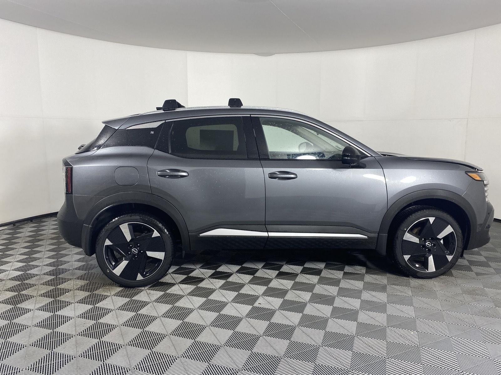 New 2026 Gun Metallic Nissan SR image 18