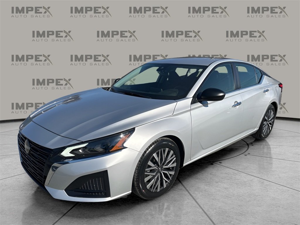 2024 Nissan Altima SV