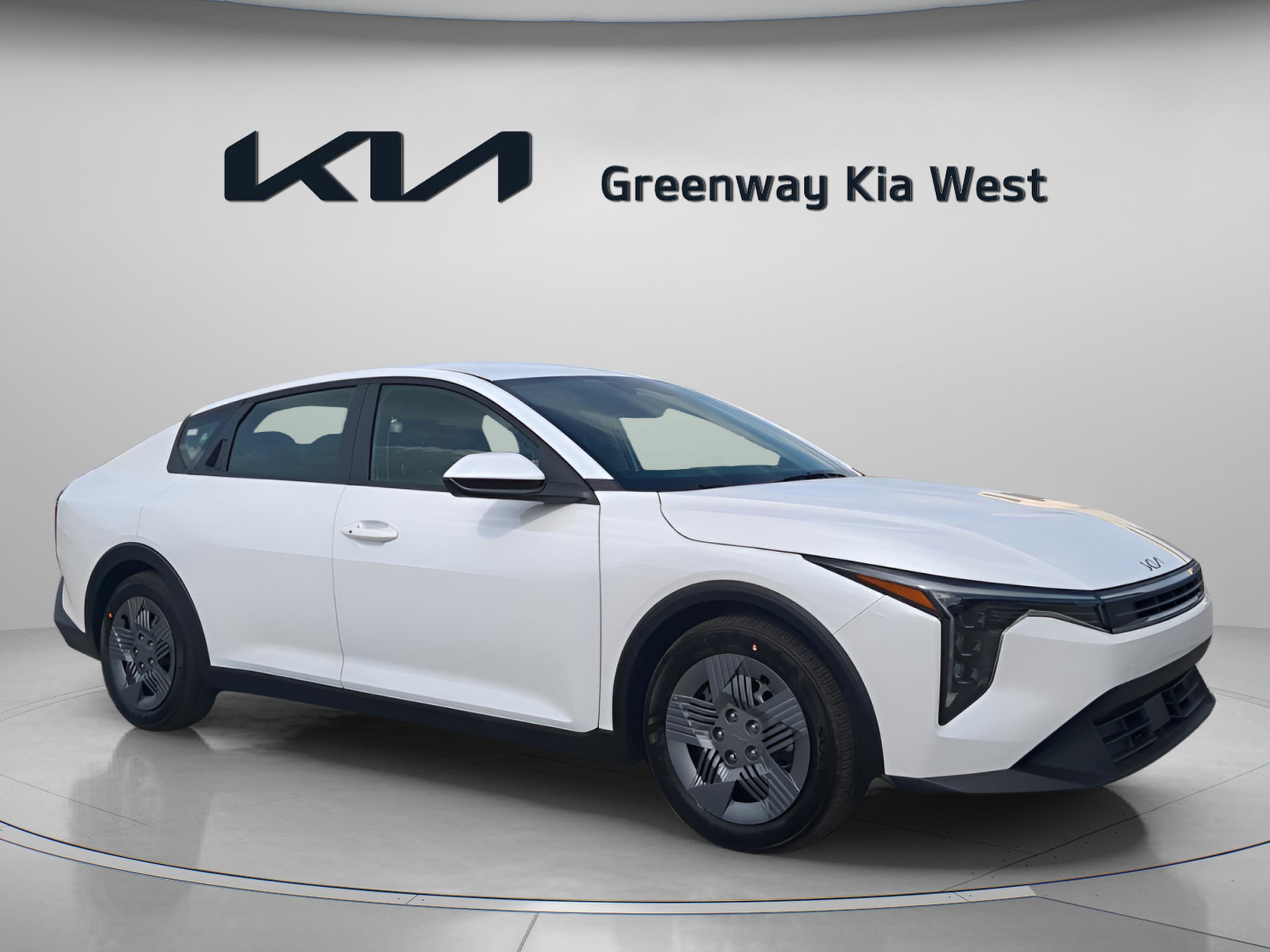 New 2026 Snow White Pearl Kia LX image 2