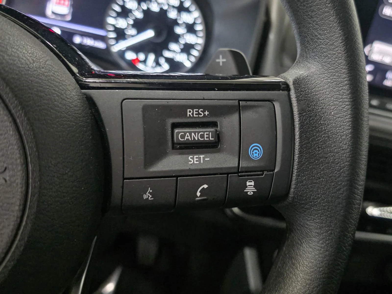 2023 Nissan Rogue SV - Photo 36
