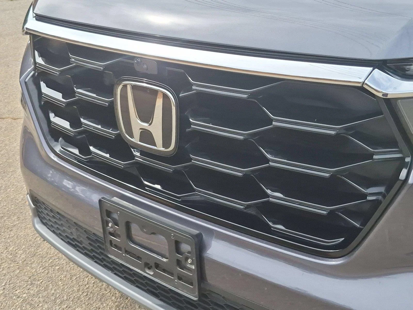 Used 2025 Modern Steel Metallic Honda Elite image 13