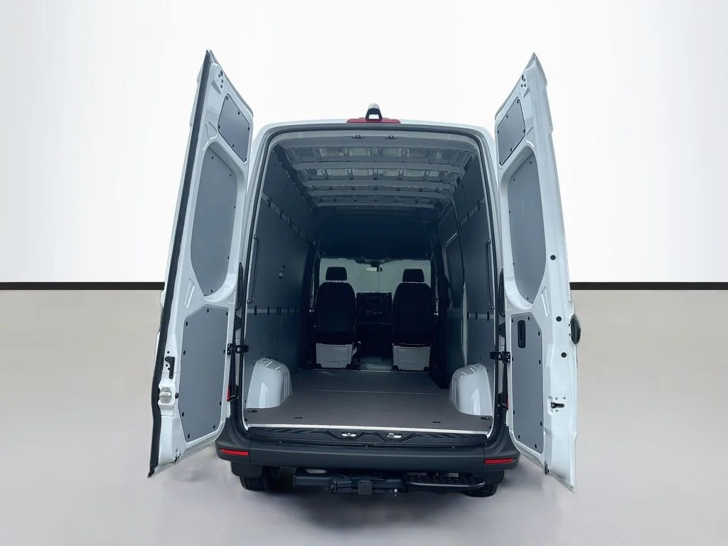 New 2026  Mercedes-Benz Cargo 144 WB image 16