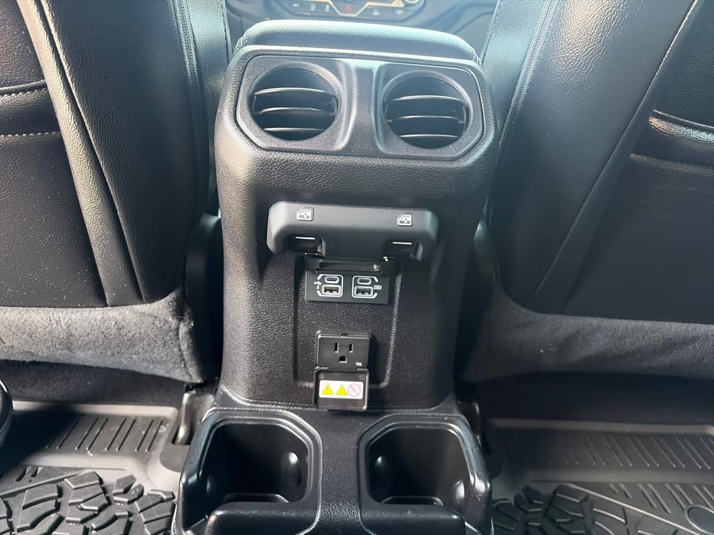 Used 2020 Gray Jeep Overland image 37