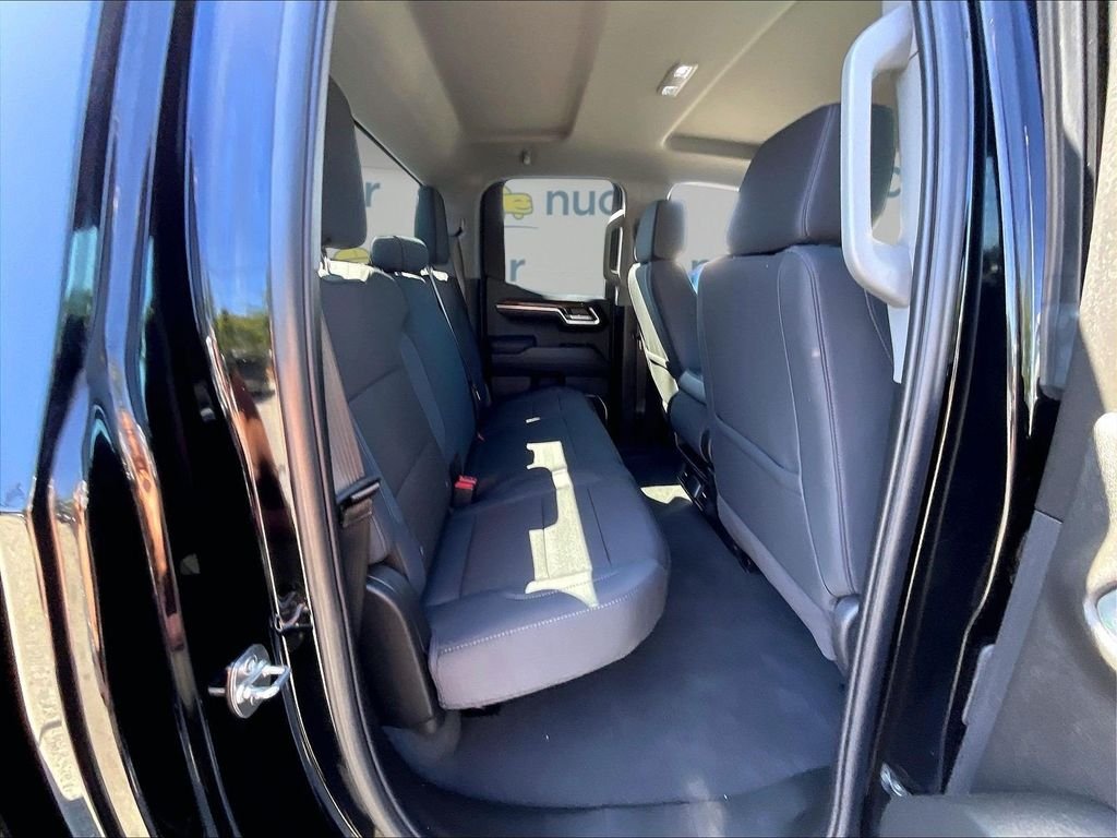 Used 2025 Black GMC Elevation image 16