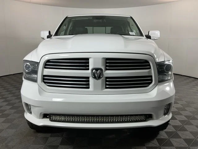 Used 2014 White Ram Sport image 2