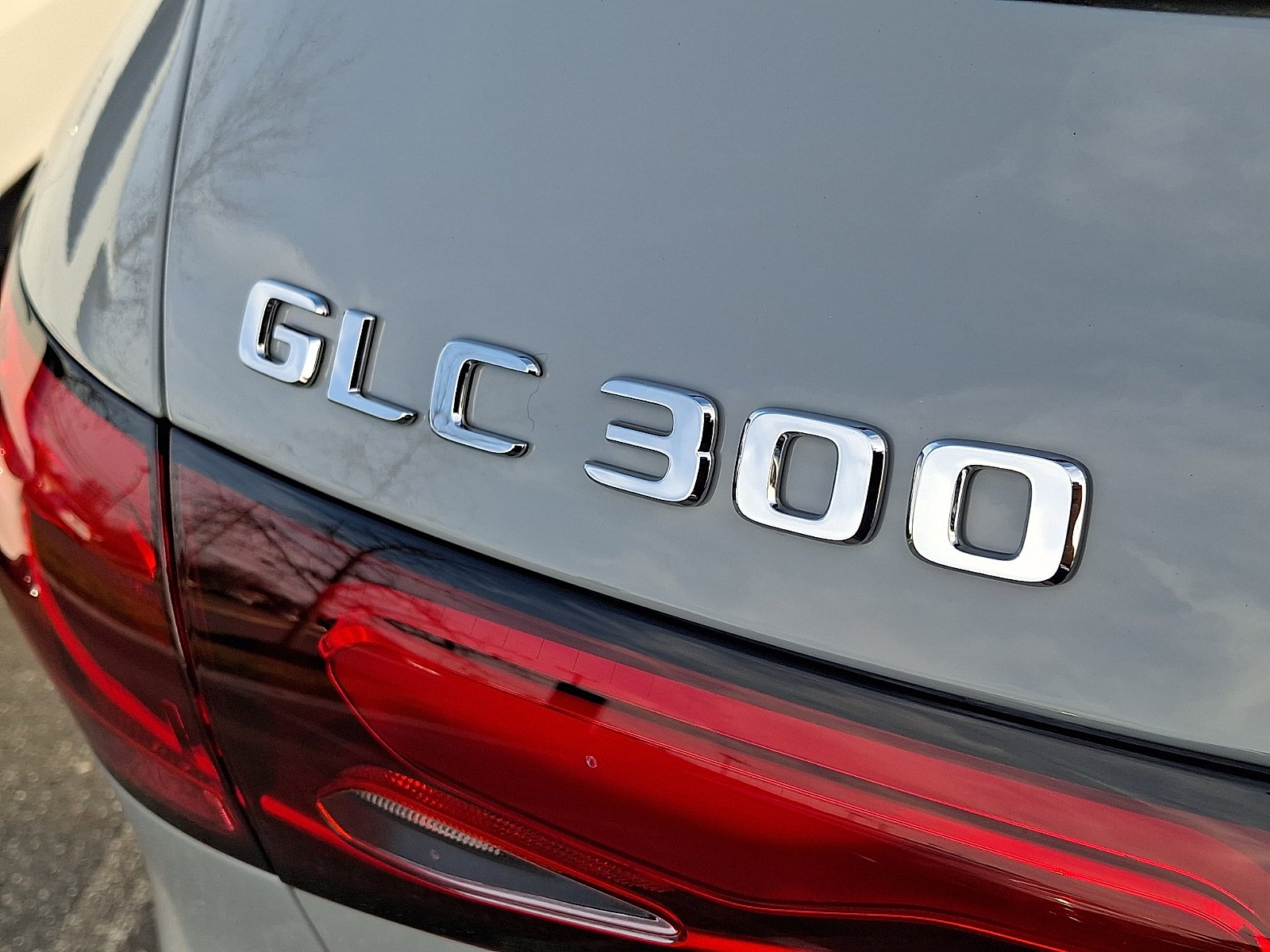 New 2026 MANUFAKTUR Alpine Grey Mercedes-Benz GLC 300 image 17