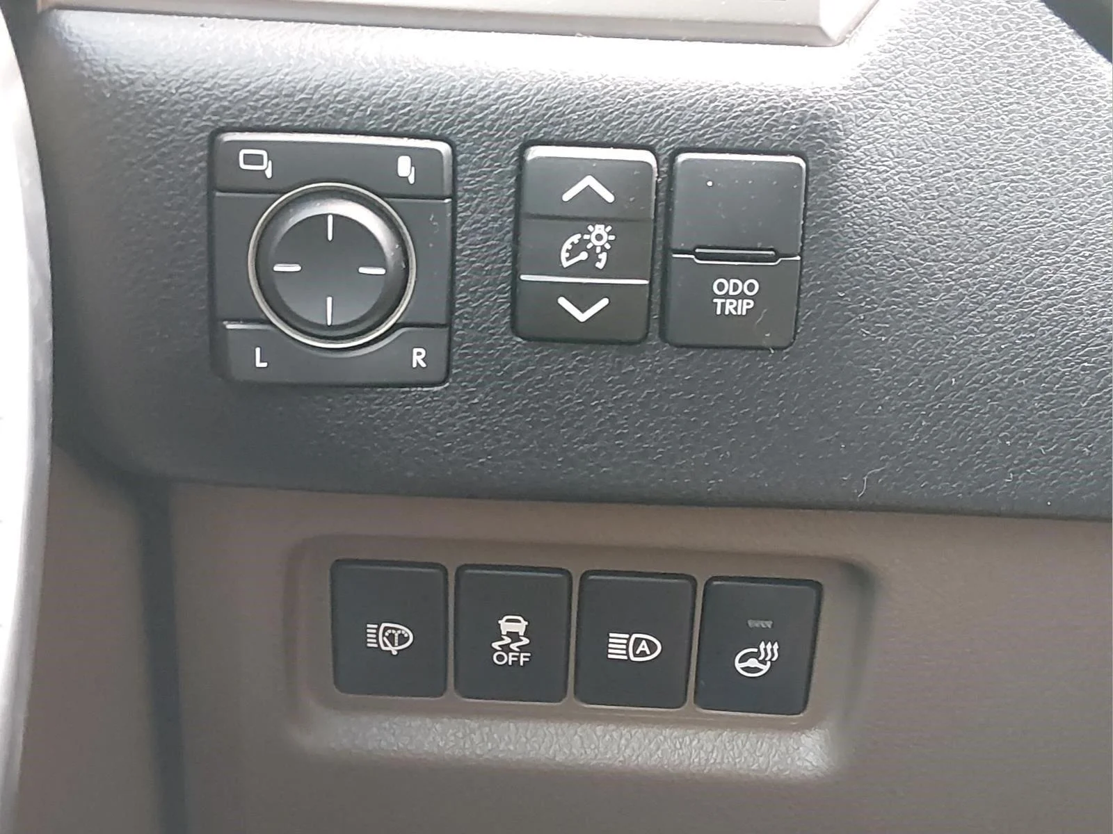 Used 2022 Starfire Pearl Lexus GX 460 Premium image 25