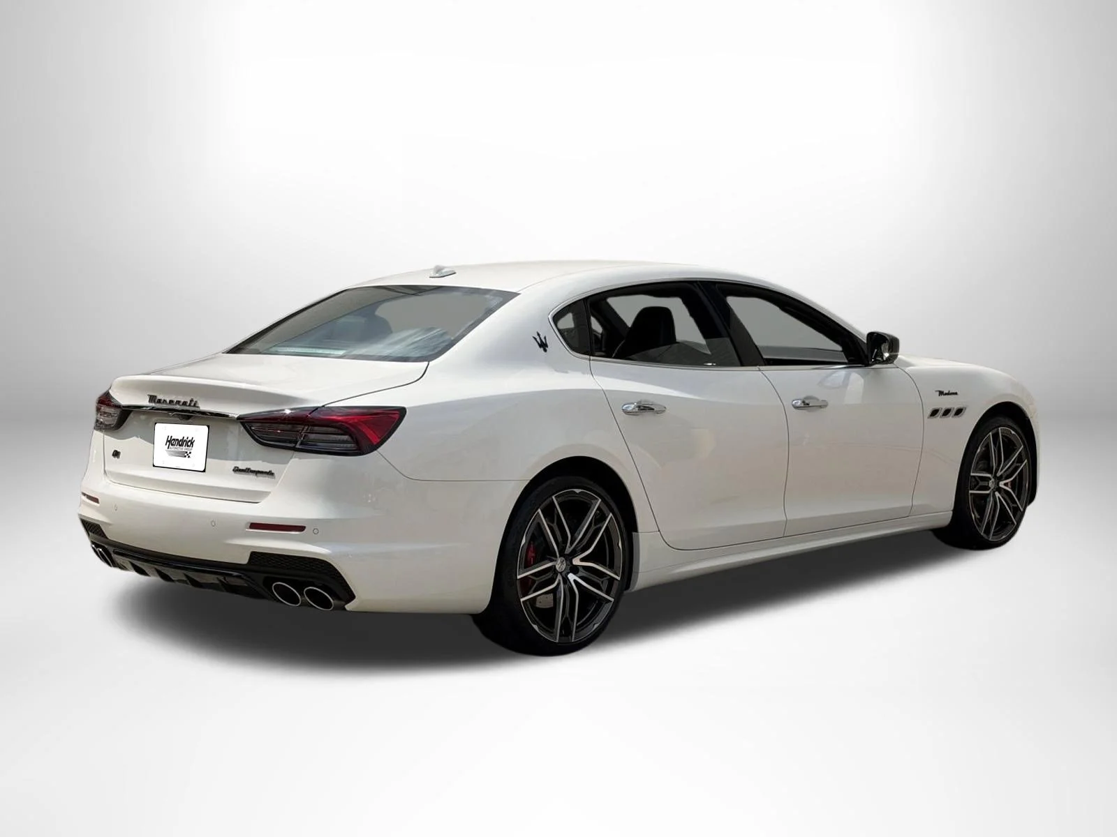 Used 2024 Bianco Maserati Modena Ultima Q4 image 3