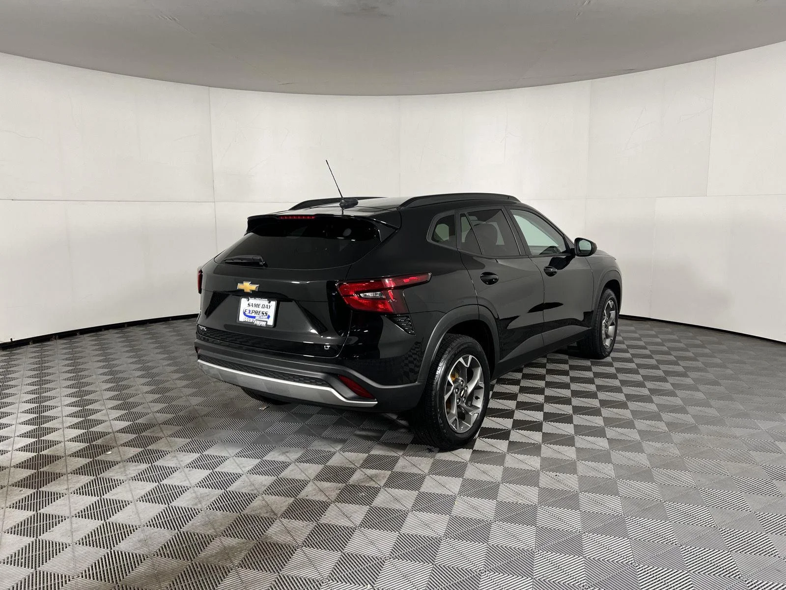 Used 2024 Mosaic Black Metallic Chevrolet LT image 4