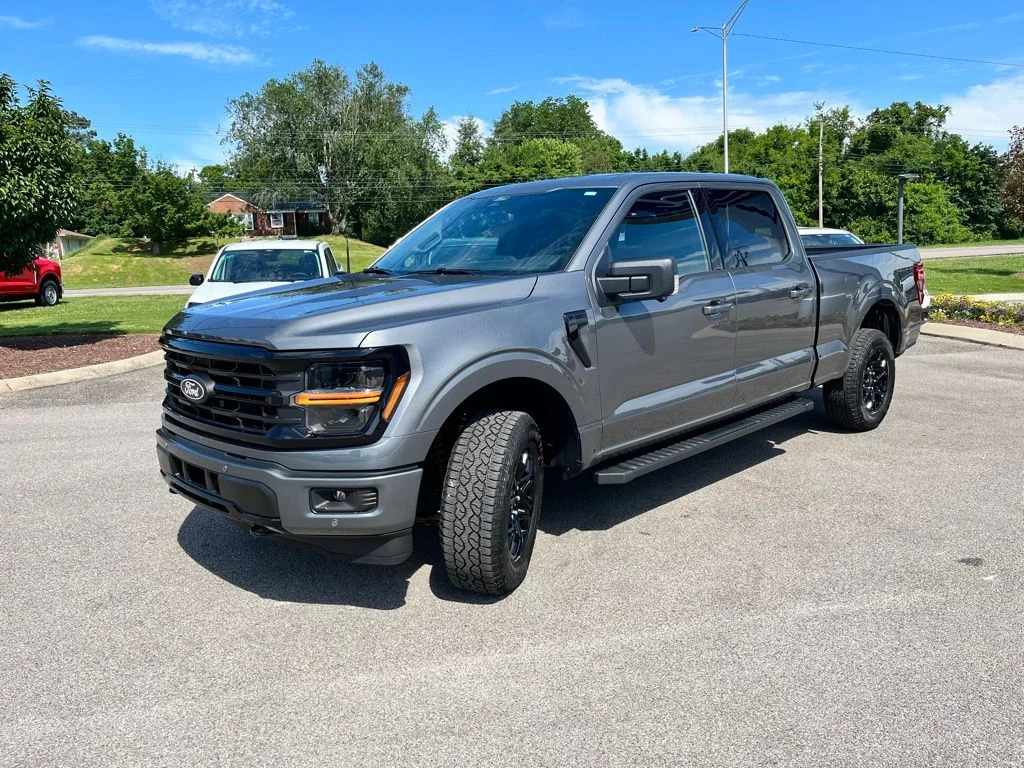 New 2026 Gray Ford XLT image 3