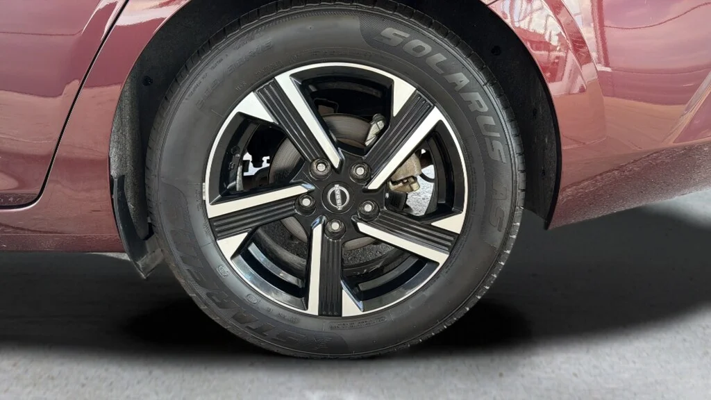 Certified Used 2025 Rosewood Nissan SV image 26