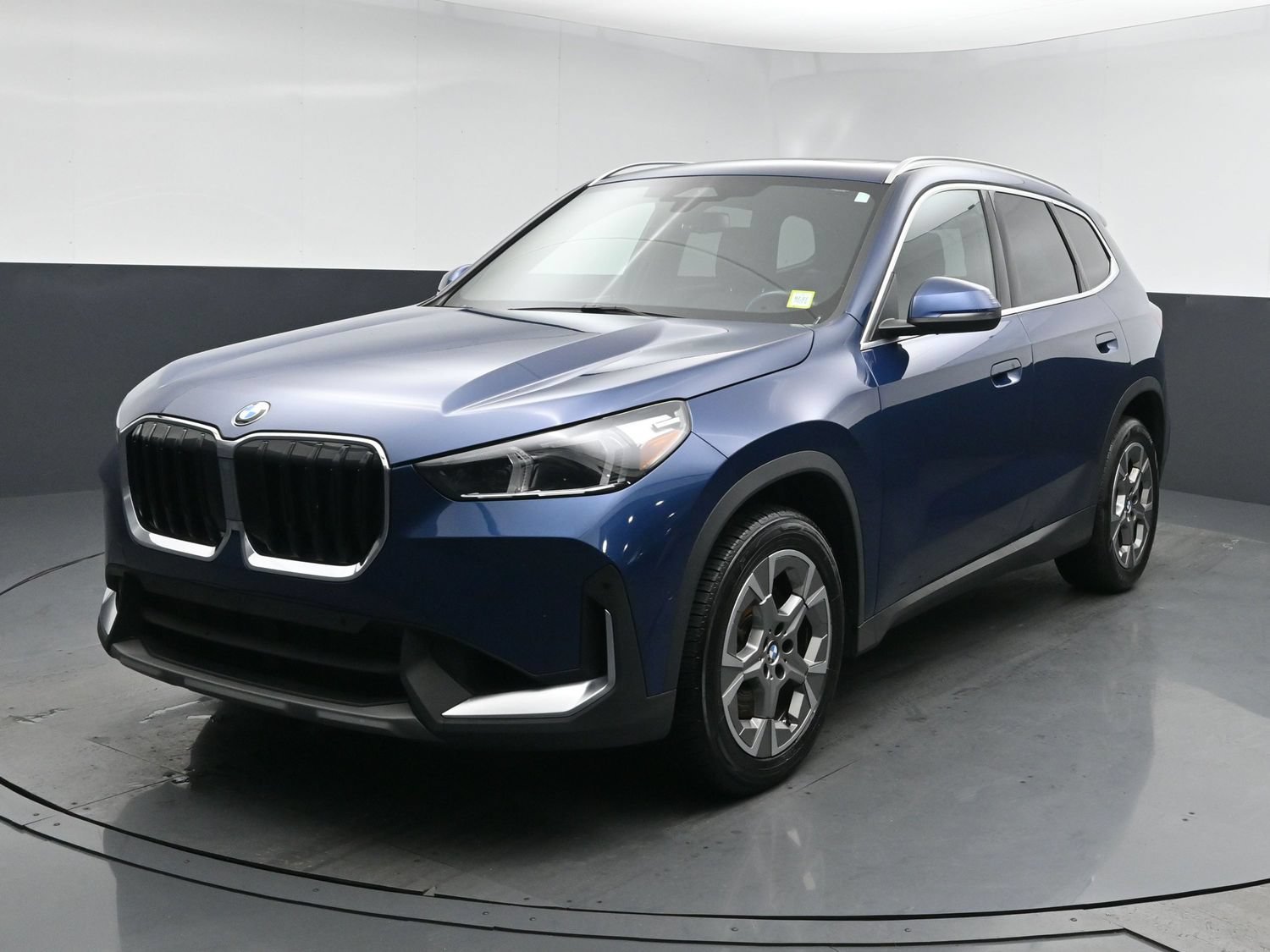 2023 BMW X1