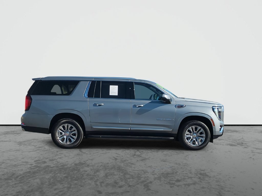 2026 GMC Yukon XL Denali - Photo 9