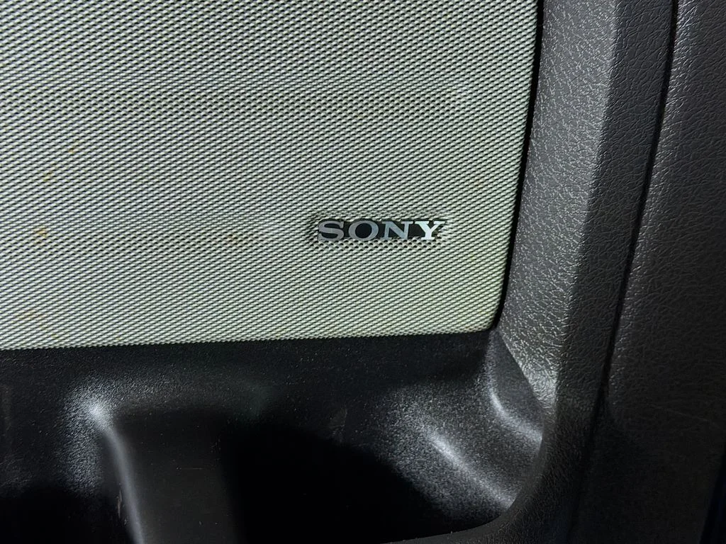 Used 2013 Blue Ford Lariat image 18