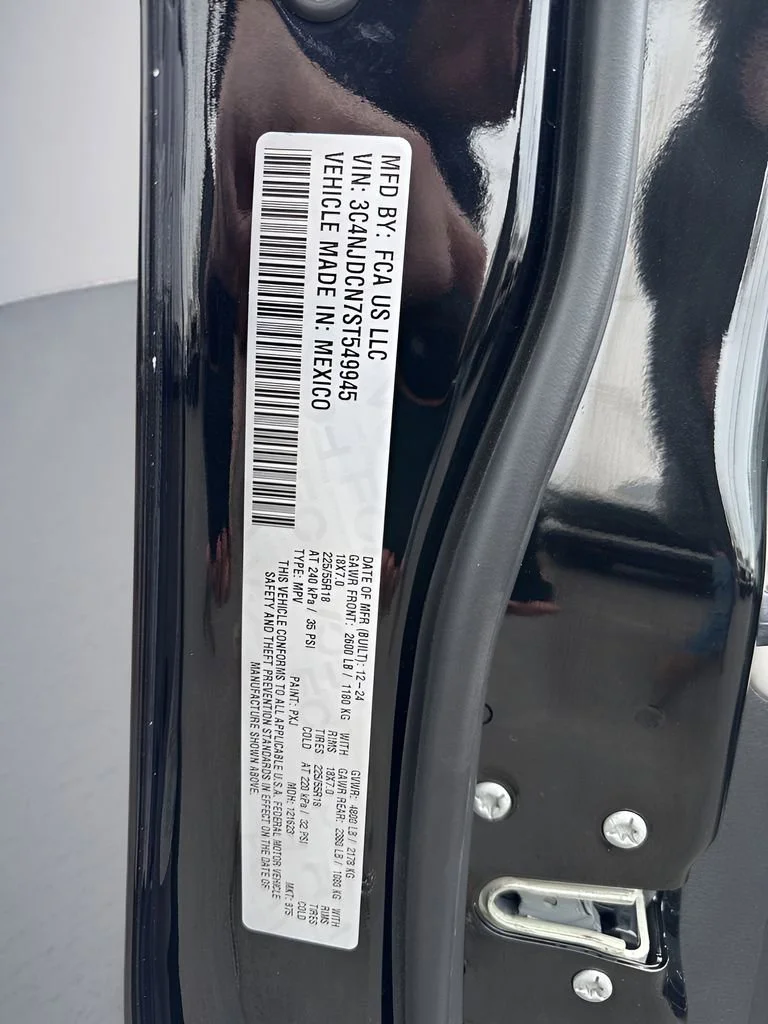 Used 2025 Black Jeep Limited image 30