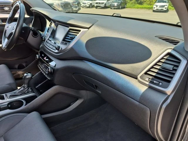 Used 2018 Black Hyundai Sport image 33
