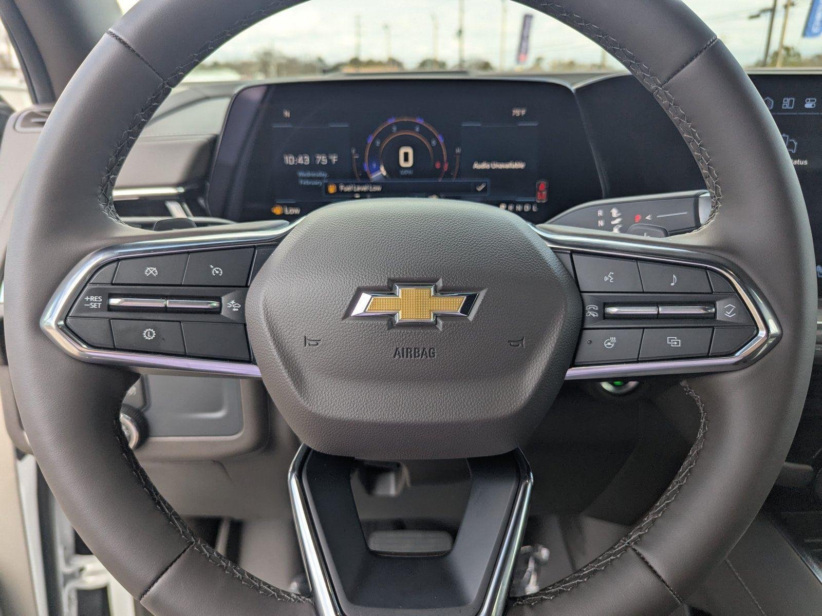 2026 Chevrolet Suburban LT - Photo 26