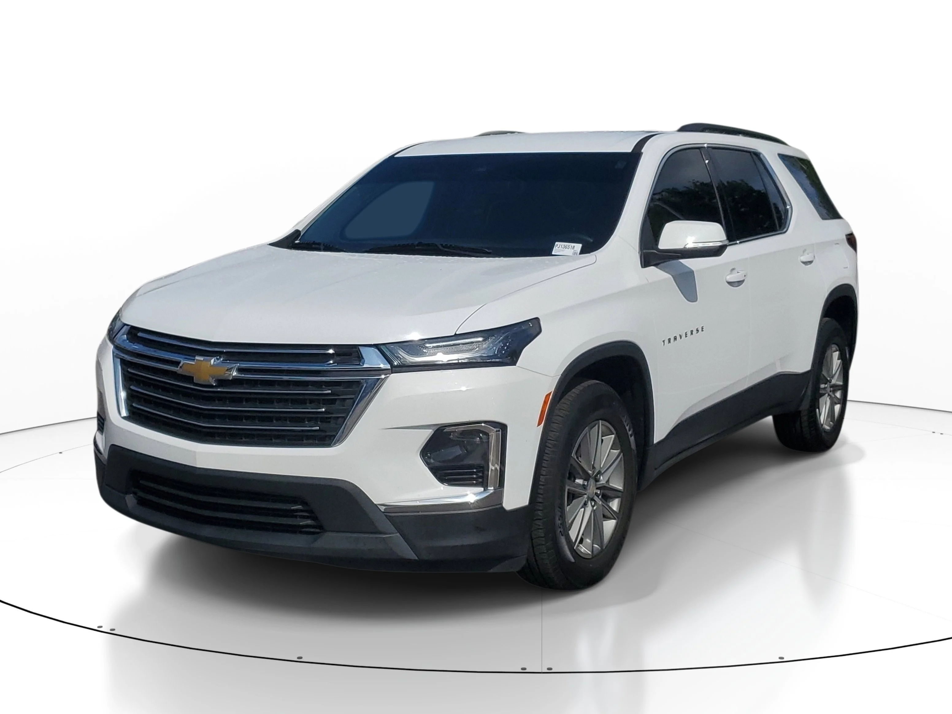 Used 2023 Summit White Chevrolet LT Cloth image 3