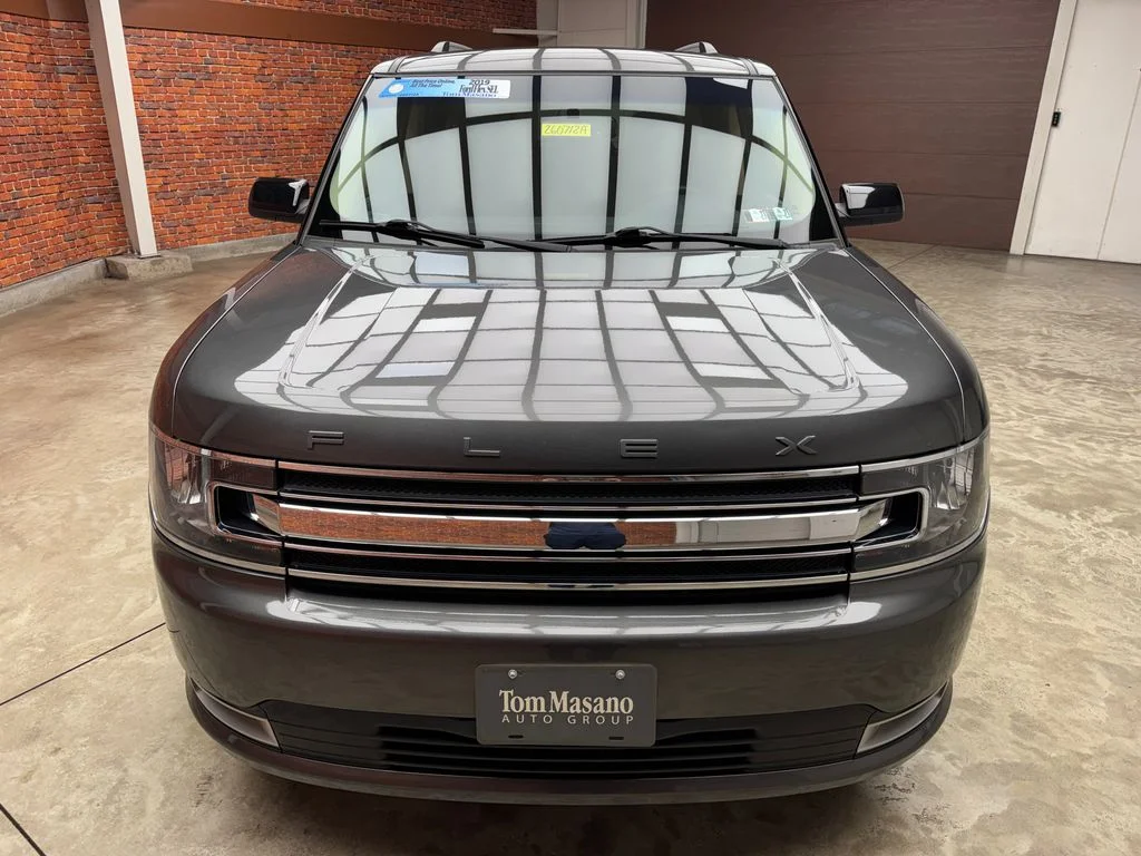 Used 2019 Magnetic Ford SEL image 8