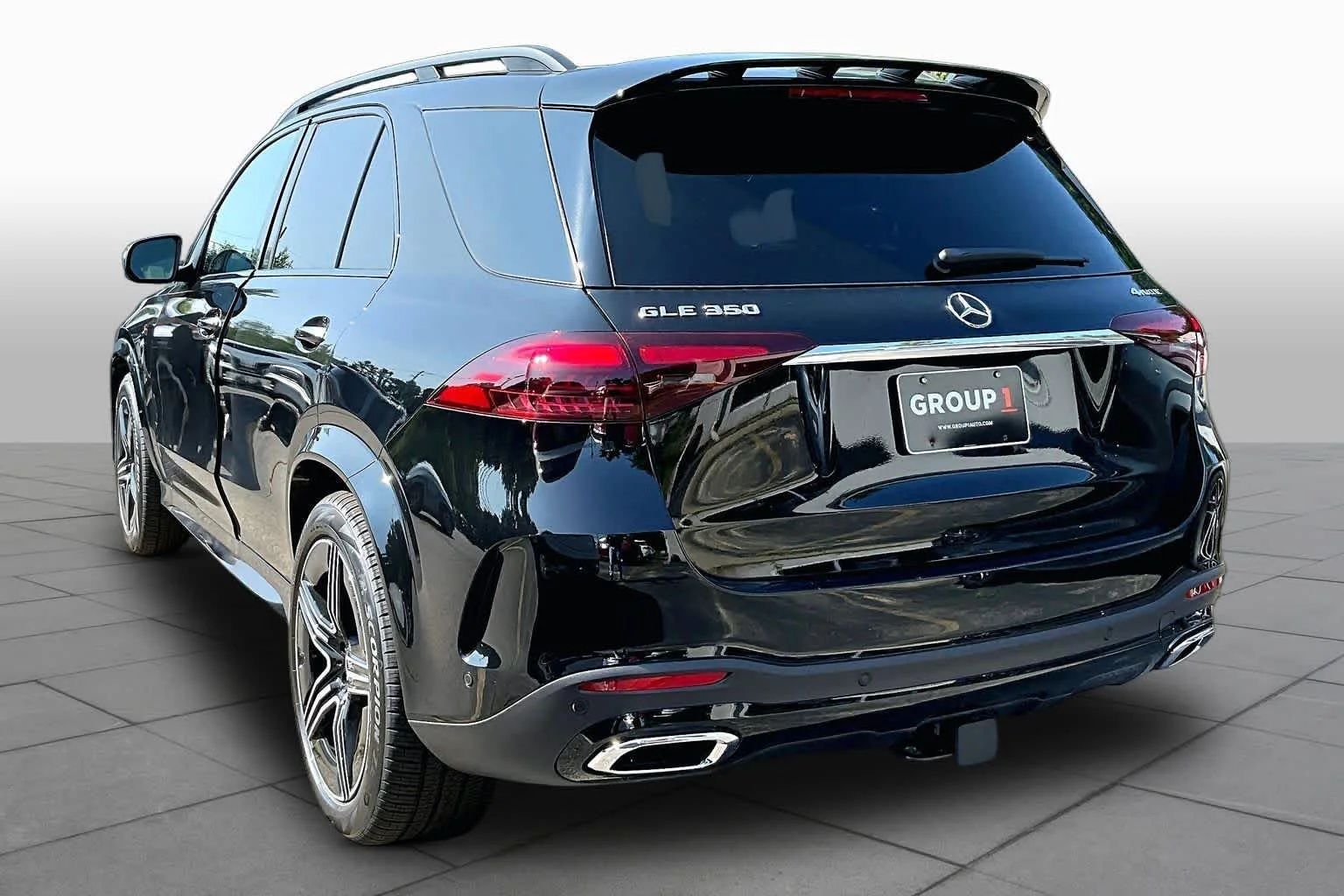 New 2026 040/Black Mercedes-Benz GLE 350 image 4