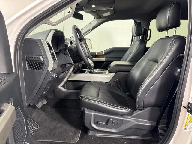 Used 2019 White Platinum Ford Lariat image 11