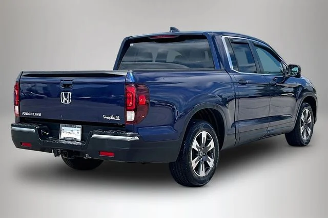 Used 2017  Honda RTL-T image 5
