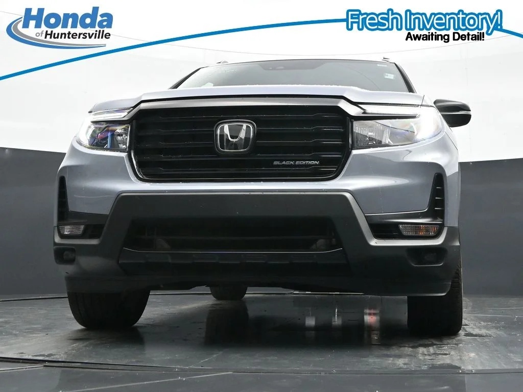 Used 2025 Sonic Gray Pearl Honda AWD BLACK EDITION image 26