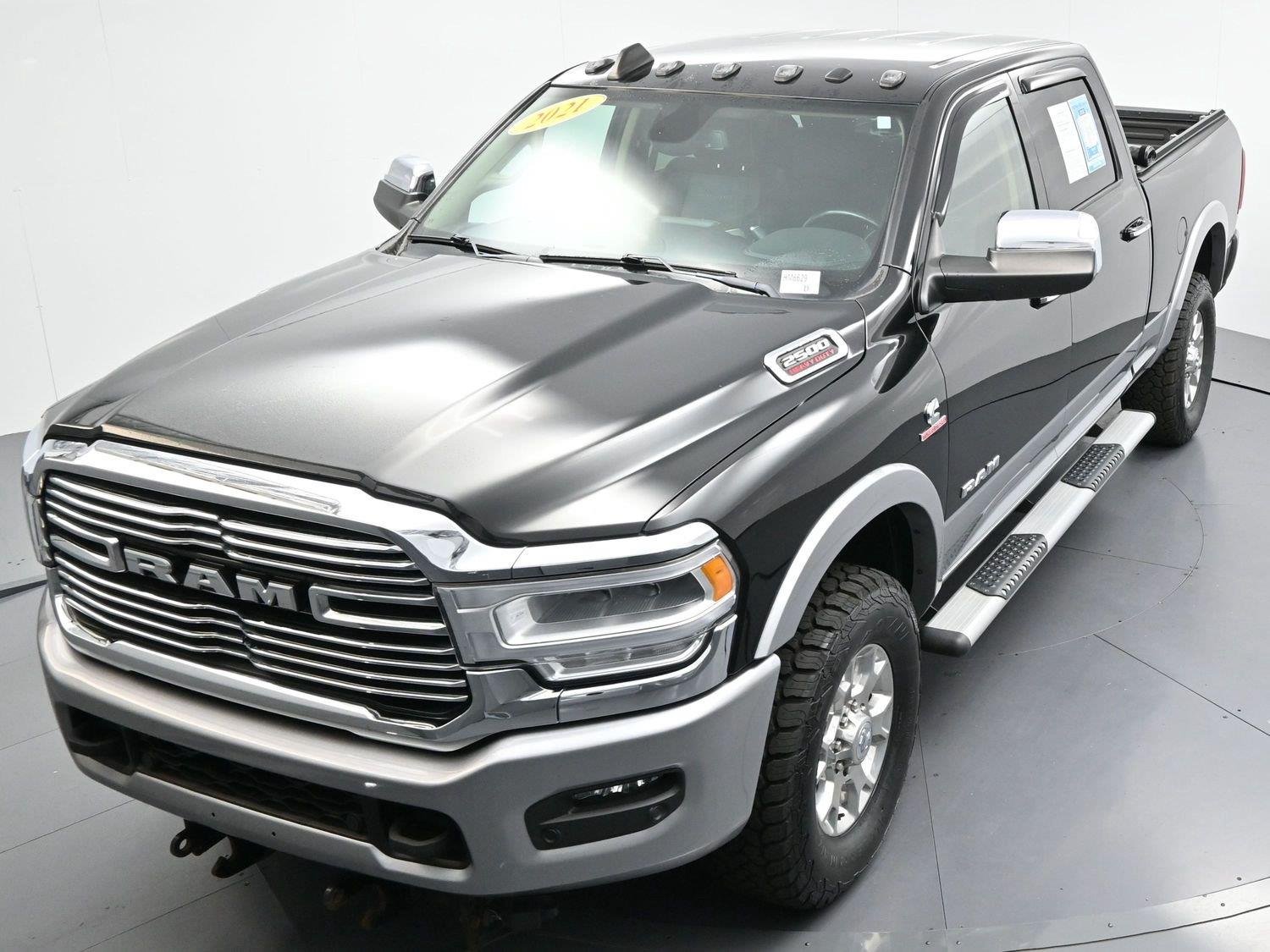 Used 2021 Diamond Black Crystal Pearlcoat Ram Laramie image 42