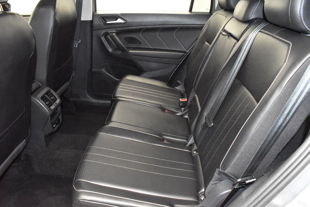 Used 2024 Gray Volkswagen 2.0T Wolfsburg Edition image 32