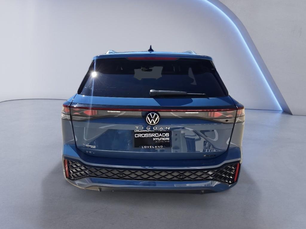 Used 2025 Monterey Blue Pearl Volkswagen SEL R-Line image 5