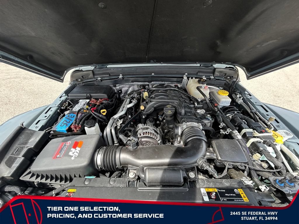 Used 2024 Gray Jeep 4-Door Recon 4x4 image 28