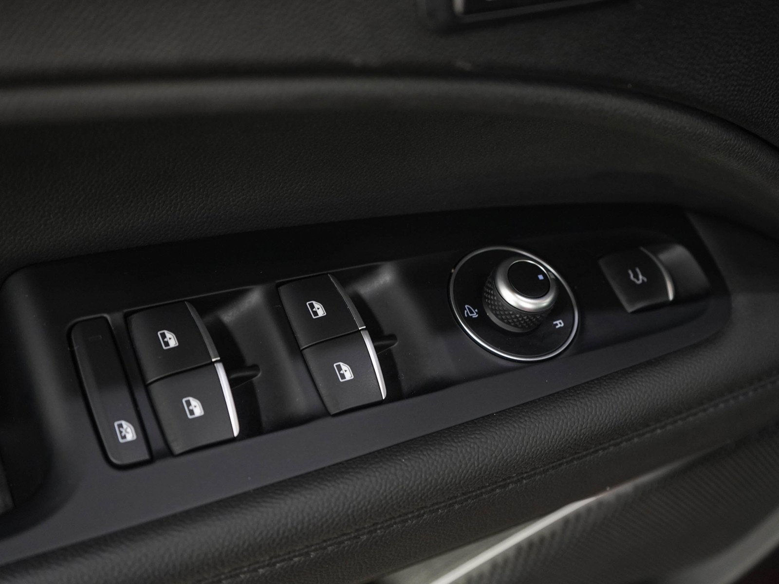 Used 2019 Alfa Rosso Alfa Romeo Ti image 21