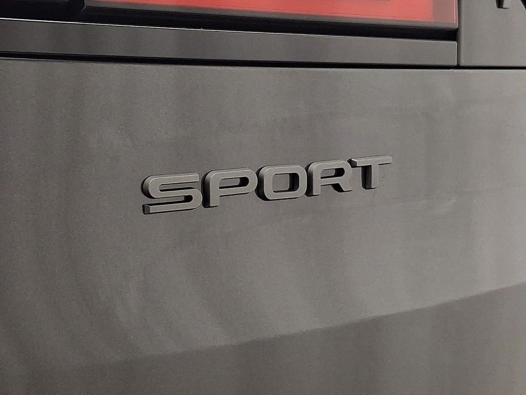 New 2026 Carpathian Grey Land Rover Dynamic SE image 23