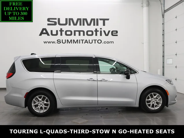 2024 Chrysler Pacifica Touring L