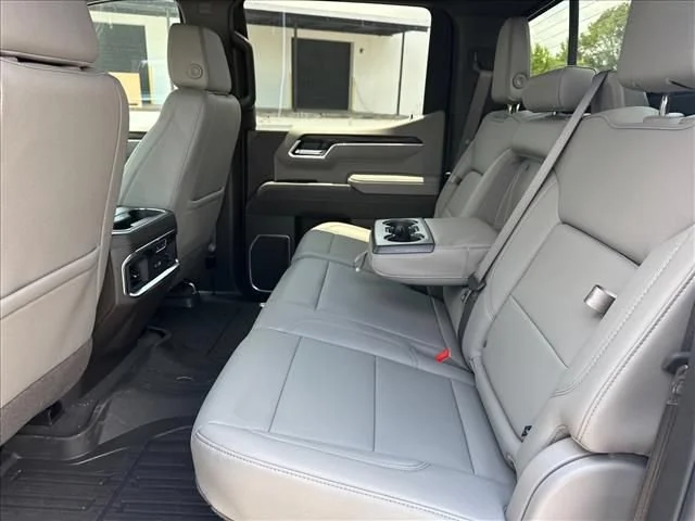 2026 GMC Sierra 1500 SLT - Photo 24