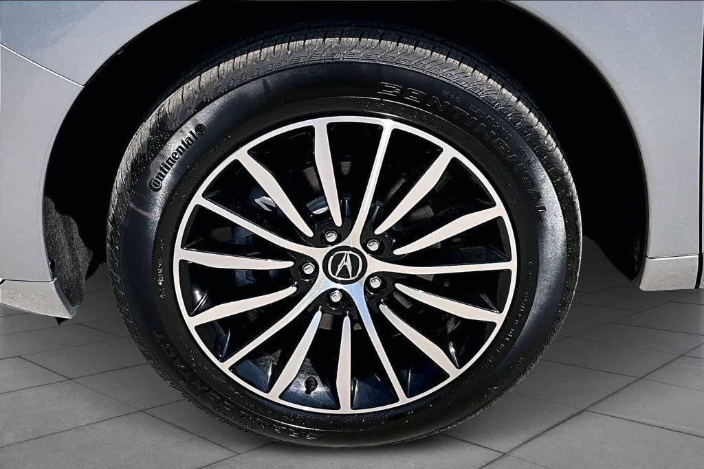 New 2026 Silver Acura Advance Package image 11
