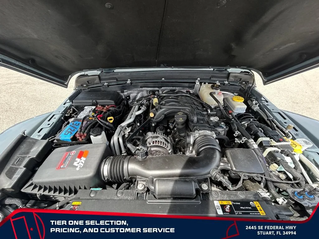 Used 2024 Gray Jeep 4-Door Recon 4x4 image 28