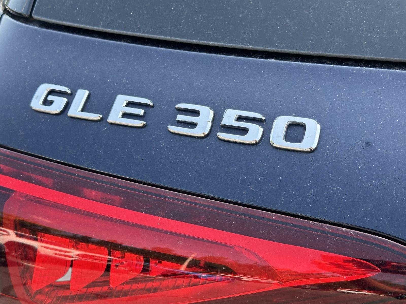 Used 2022 Lunar Blue Metallic Mercedes-Benz GLE 350 image 10