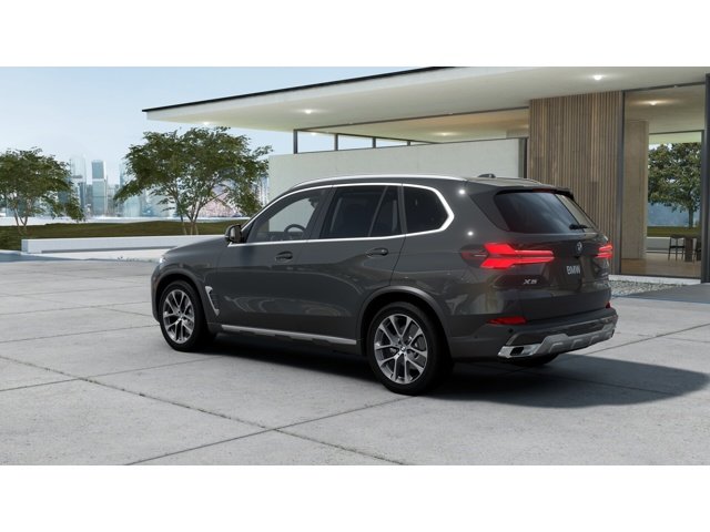 New 2026 Dravit Grey Metallic BMW xDrive40i image 2