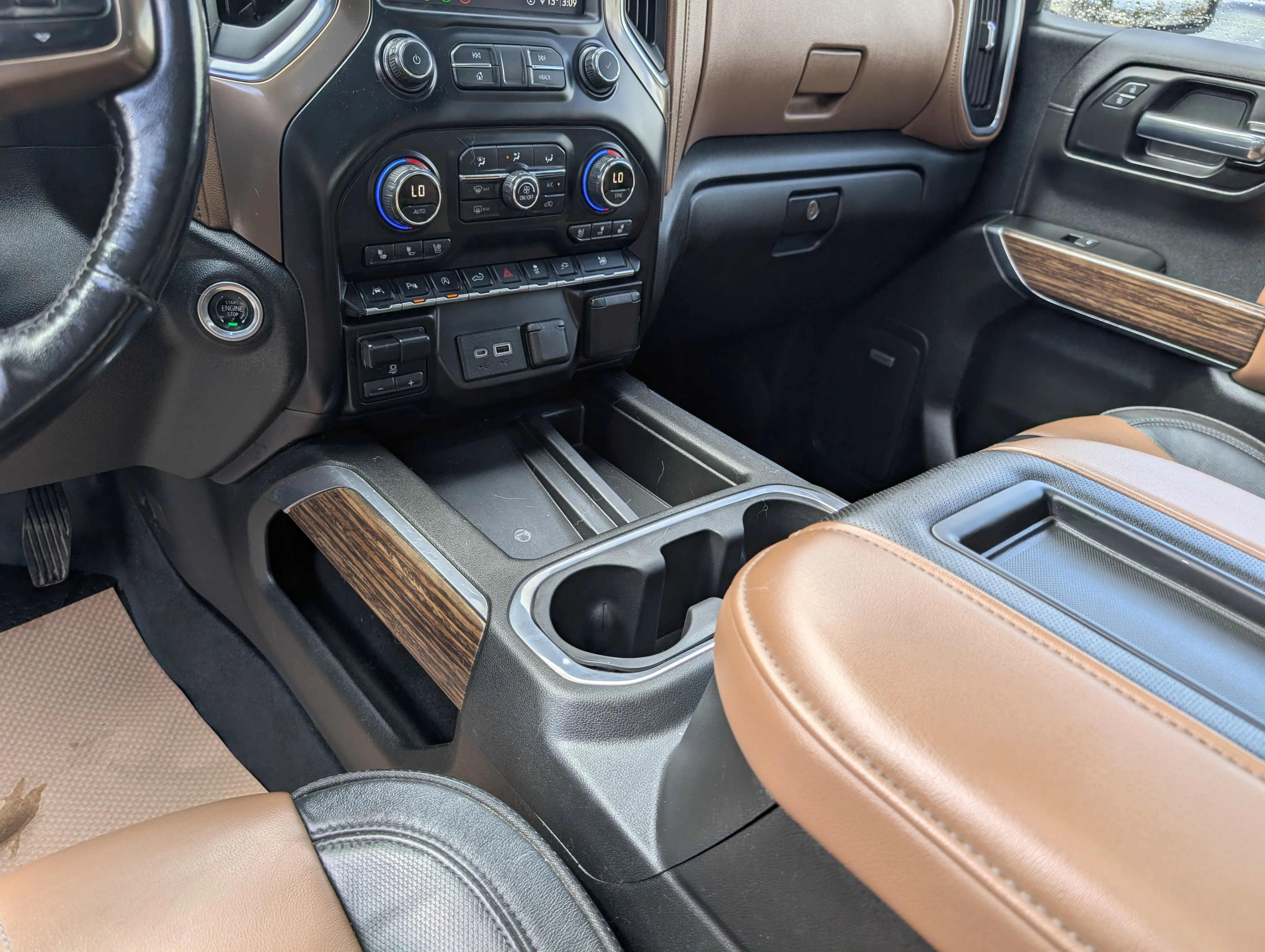 Used 2020 Black Chevrolet High Country image 36