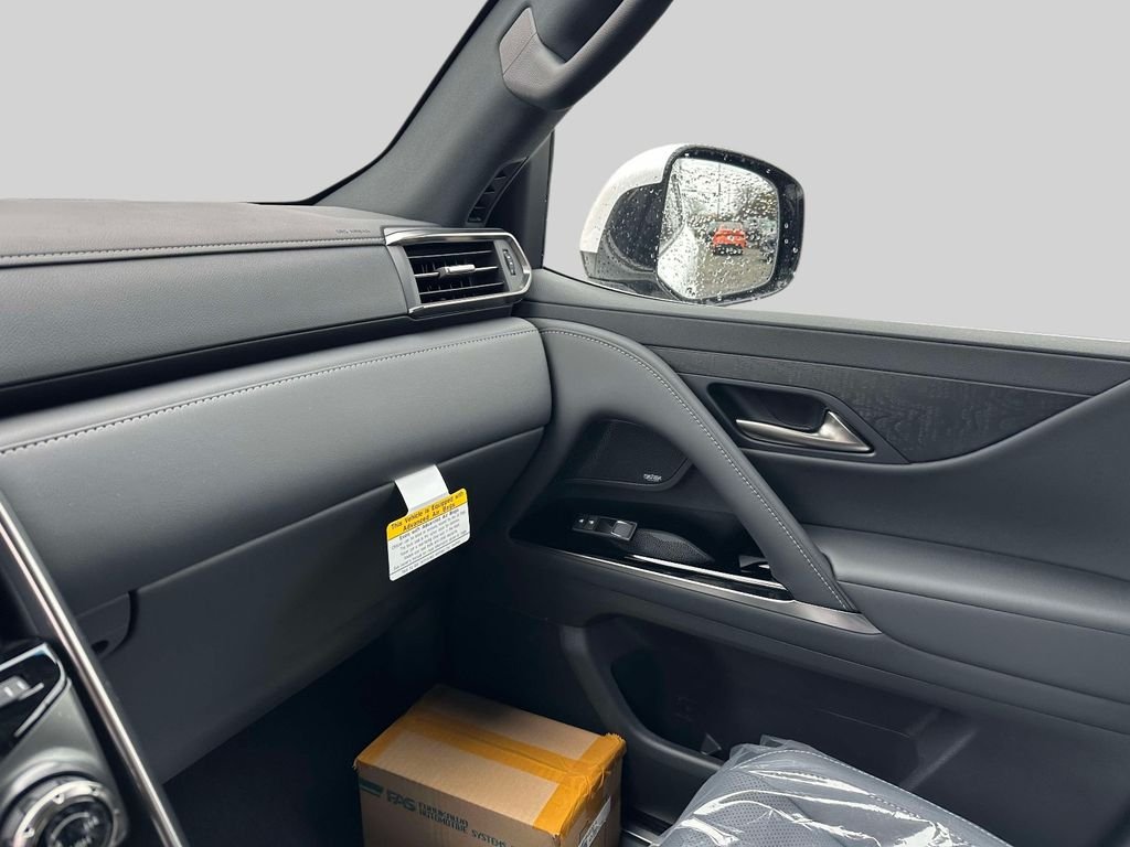 2026 Lexus LX 600 Luxury - Photo 24