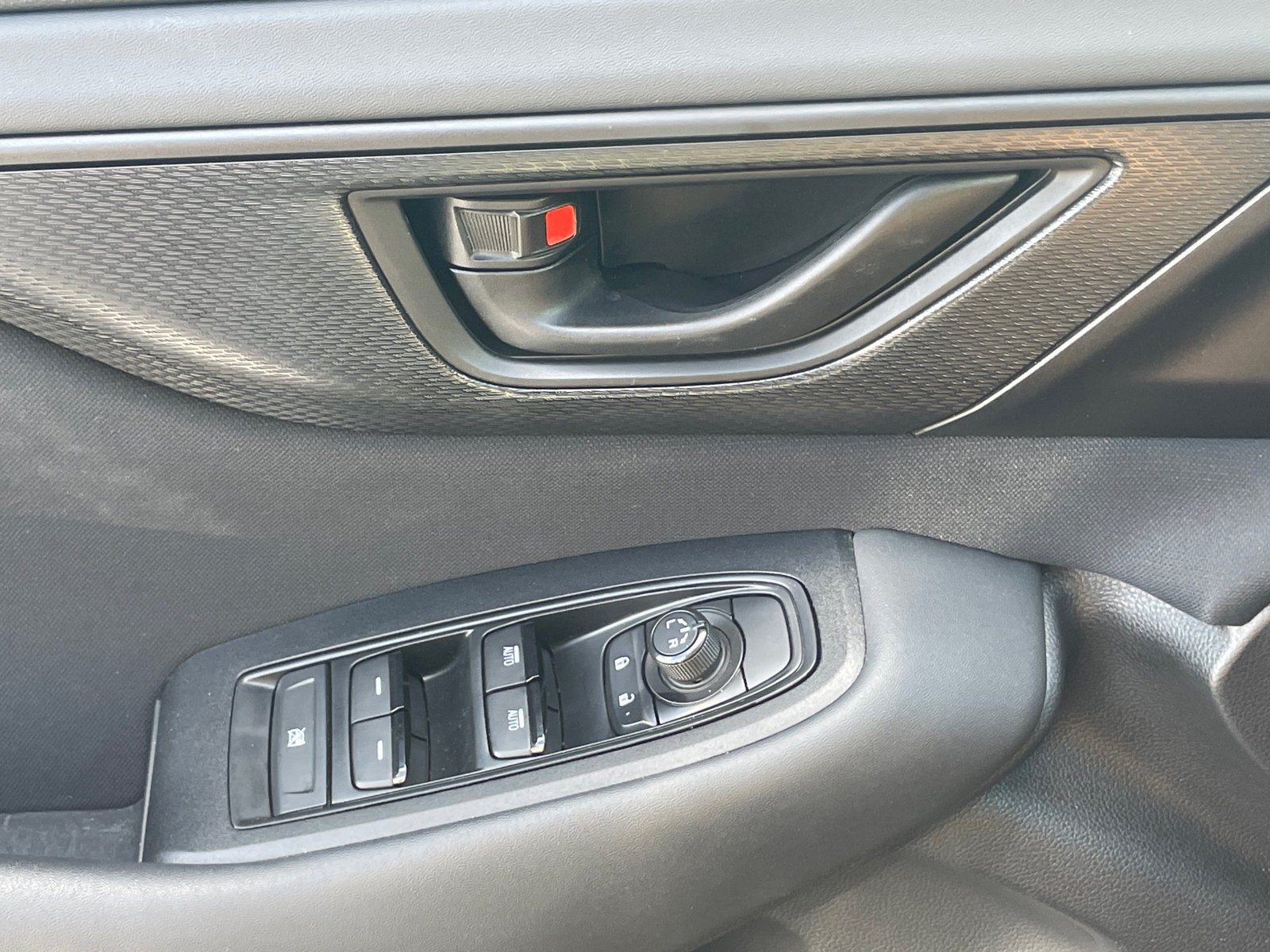 Used 2025 Magnetite Gray Metallic Subaru  image 17