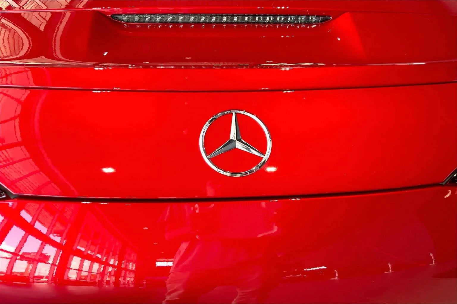 New 2026 MANUFAKTUR garnet red metallic (Red Ambiance) Mercedes-Benz Maybach SL 680 Monogram Series image 15